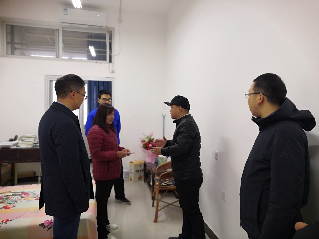 说明: c:\users\admin\desktop\2020级亚洲成片观看四虎永久网站工作\20级亚洲成片观看四虎永久网站  撰写新闻稿  2020.10.3-\qq图片20201129211239.jpg